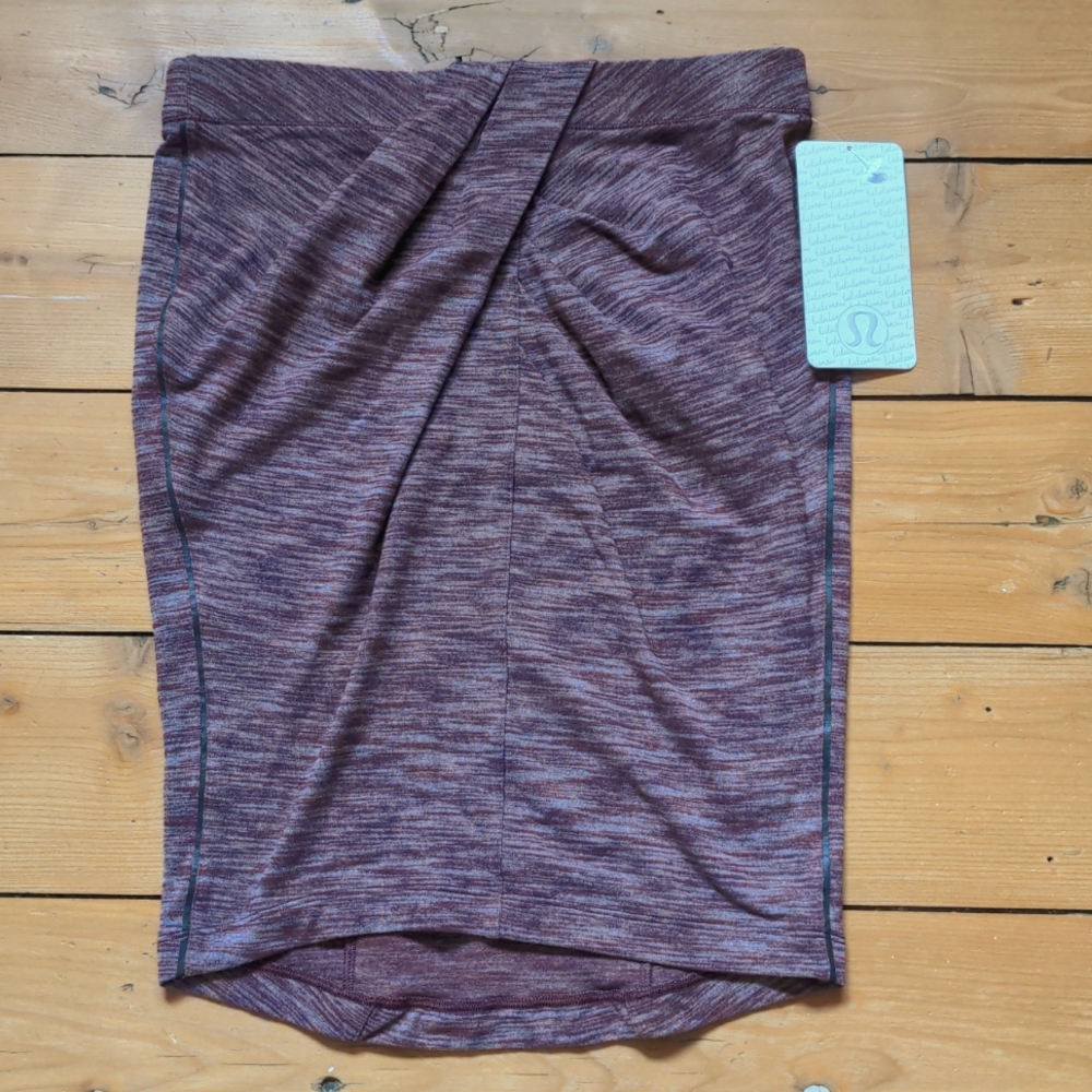 100-**NWT**Lululemon &go Where-To Skirt
